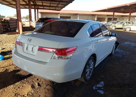 2011 Honda Accord 2.4 Ex-L из США, поврежденный, VIN 1HGCP2F80BA032155